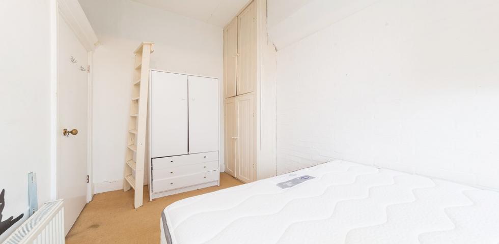 			1 Bedroom, 1 bath, 1 reception Flat			 Fleet Road, HAMPSTEAD